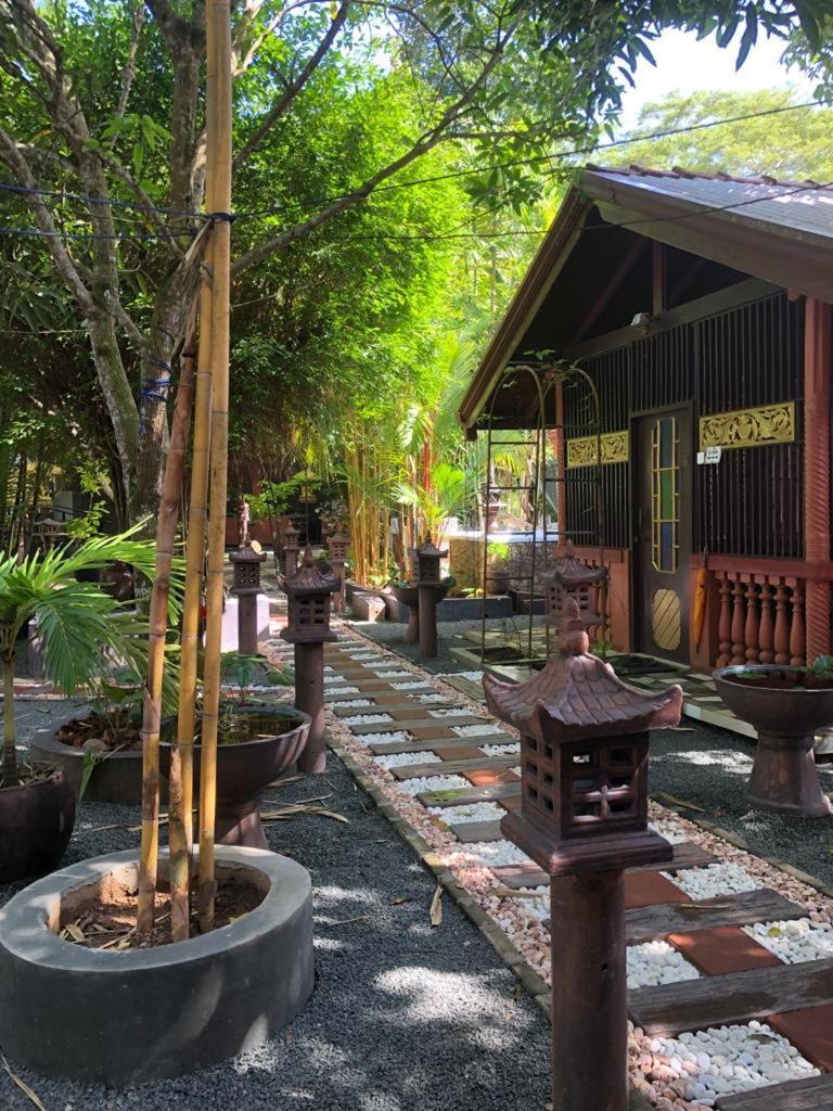 Madu River Edge Hotel Balapitiya Exterior photo
